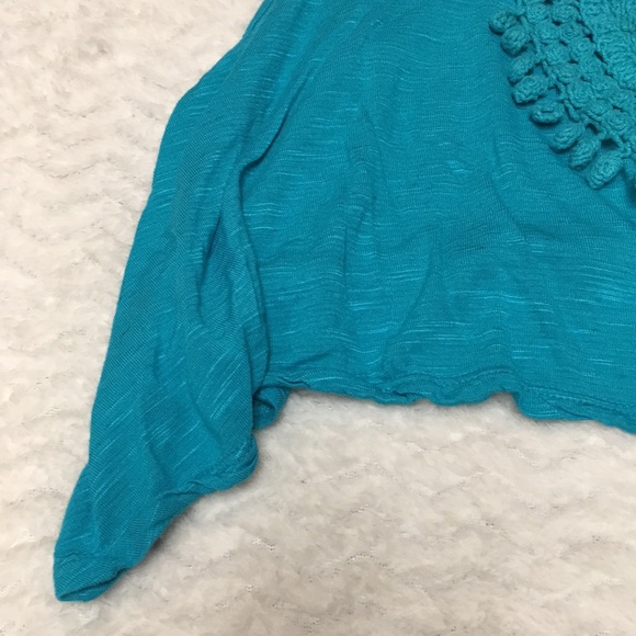 Rue 21 Crop Top - Medium - Picture 3 of 8